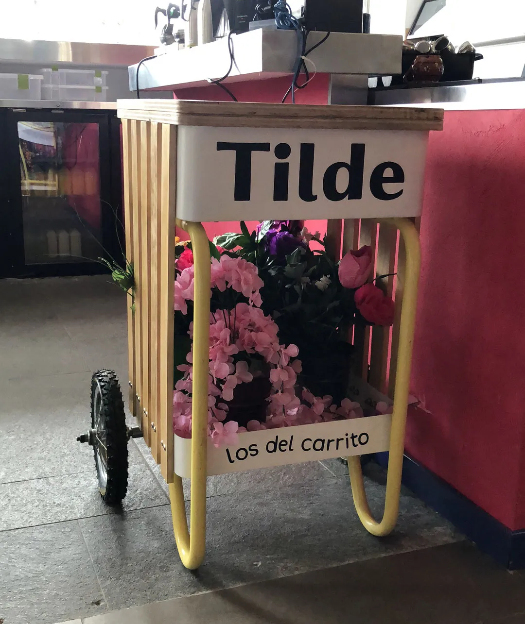 Tilde — imagen 1
